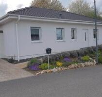 Bungalow zu vermieten - 1.300,00&nbsp;EUR Kaltmiete, ca.&nbsp; 95,00&nbsp;m&sup2; in Kastellaun (PLZ: 56288)
