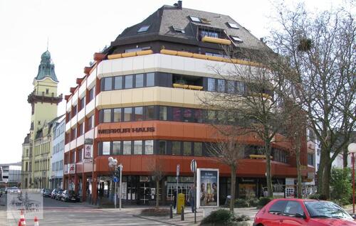 Foto - Entdecken Sie Ihre neue Praxis- Bürofläche in Völklingen! Diese gepflegte Immobilie, erbaut im Jahr 1985 in massiver Bauweise, bietet Ihnen vielseitige Möglichkeiten zur Entfaltung Ihres...