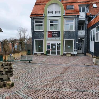 Foto - zu Vermieten Büro Gewerbe Praxis Arzt Friseur Tatto Nagelstudio