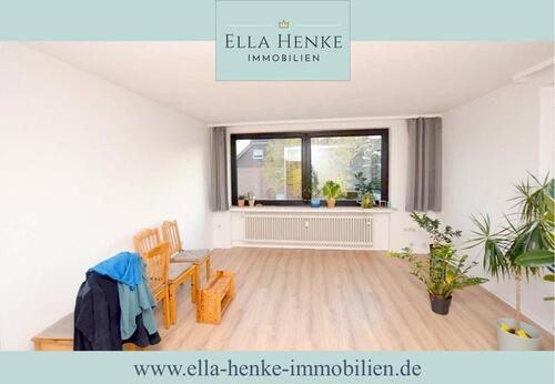 Foto - Schöne, helle 3-Zimmer-Wohnung - auf Wunsch mit Küche - in gepflegtem Wohnhaus.