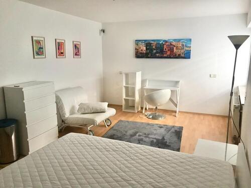 Foto - 29m²WG-Zimmer,insg.44m²,1 Person,545 €+255 € NK800 € inkl. Strom
