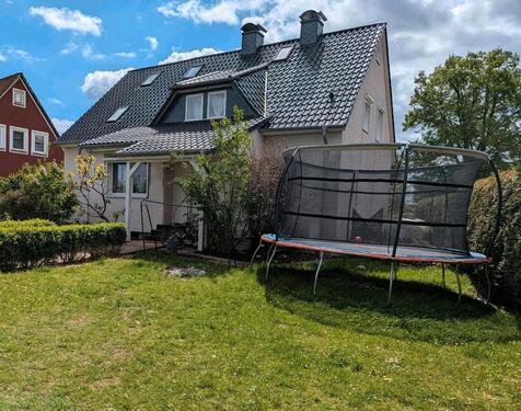 Foto - Familienfreundliches Einfamilienhaus mit großem Garten