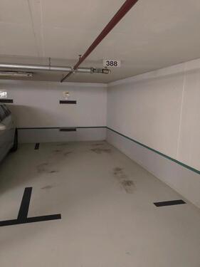 Foto - Tiefgaragenplatz, Alte Jakobstraße (Fischerinselkiez)