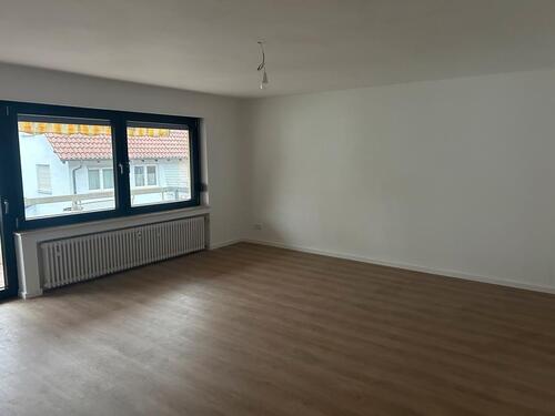 Foto - 3 Zimmer Wohnung - 1.300,00&nbsp;EUR Kaltmiete, ca.&nbsp; 96,00&nbsp;m&sup2;