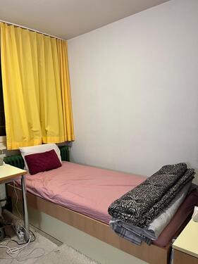 Foto - Studio Available for sublet - 330,00&nbsp;EUR Kaltmiete, ca.&nbsp; 16,00&nbsp;m&sup2;