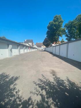 Foto - Attraktives 3 -Familienhaus mit 42 garage