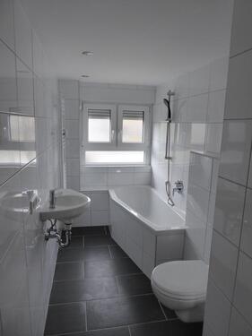 Foto - Helle 4 Zimmer Küche Bad Dachgeschosswohnung über 2 Etagen