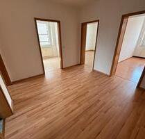 3-Raum-Wohnung im 1. OG - 718,00&nbsp;EUR Kaltmiete, ca.&nbsp; 72,70&nbsp;m&sup2; in Penig (PLZ: 09322)