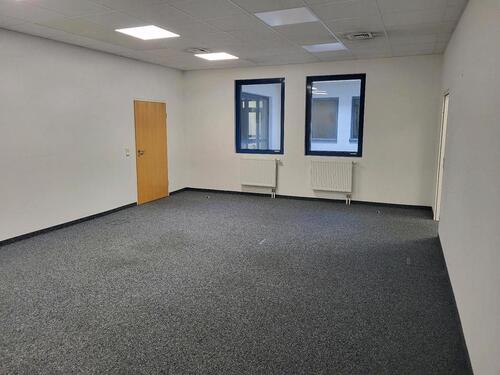 Foto - Büro zur untermiete - 650,00&nbsp;EUR Kaltmiete, ca.&nbsp; 30,00&nbsp;m&sup2;