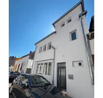 Kernsanierte Dachgeschoss Wohnung - Kaiserslautern