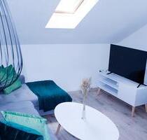 Möblierte 2-Zimmer Wohnung mit EBK, Klima, WiFi in Bühl, Neusatz