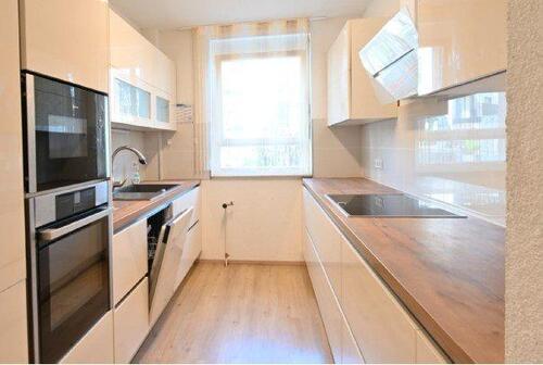Foto - 3 Zimmer EG Wohnung mit Hobbyraum, Stellplatz, EBK und Balkon