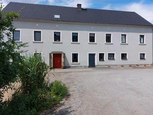 Foto - Große Landhaushälfte mit herrlichem Grundstück am Niederteich