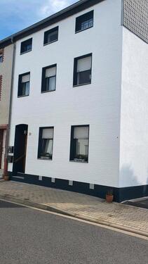 Foto - Zweifamilienhaus in Brühl Badorf