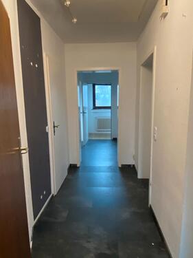 Foto - Zu vermieten: 3-Zimmer-Dachgeschosswohnung (2. Etage), ca. 70 m²