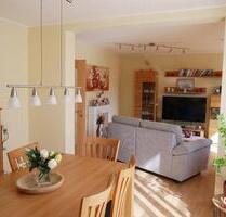 Exklusive Ruheoase in Nieder-Olm: Stilvolles Wohnen mit Weitblick