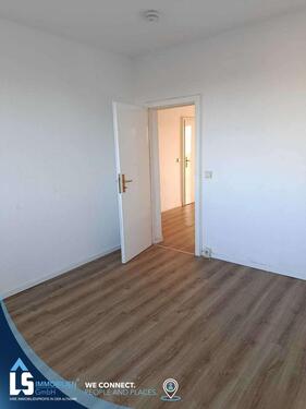 Foto - 3 Raum-Wohnung, mit Balkon - 308,00&nbsp;EUR Kaltmiete, ca.&nbsp; 56,00&nbsp;m&sup2;