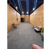 34qm Schließbarer Lager Hobby Werkstattstellplatz zu vermieten - Eisenberg (Pfalz)