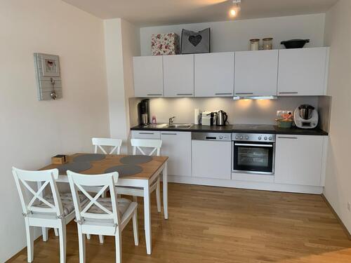 Foto - Möblierte 2-Zimmer-Wohnung zur Untermiete (8.3.2026- 28.6.2026)