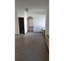 2 Zimmer, Küche, Bad, 1. Obergeschoss in Kierspe, Kölner Str.