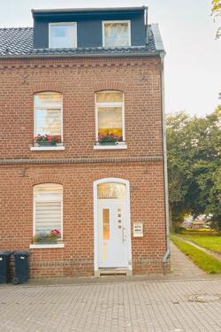 Foto - *Provisionsfrei* Gemütliches Reiheneckhaus in Jüchen-Hochneukirch