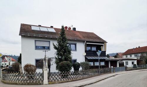 Foto - Großzügiges Mehrgenerationenhaus mit viel Potenzial in Beilngrie
