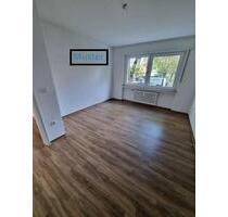 Wohn(t)raum: Goßzügige 3-Zimmer-Wohnung mit modernem Bad und Balkon - ab sofort - Düsseldorf Stadtbezirk 6