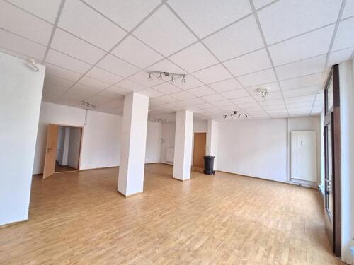 Foto - Günstige Gewerbefläche zu vermieten !!!