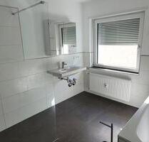 4-ZKB-Hochparterrewohnung in Zweifamilienhaus - Hünfeld OT