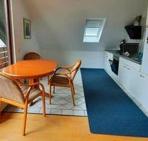 Wohnung im Dachgeschoss , Warmmiete - Immenhausen