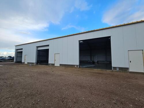 Foto - Neubau-Lagerhalle mit flexiblen Nutzungsmöglichkeiten in Hammah – zur Miete