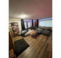 4 Zi Wohnung mit großem Garten in naturnaher Lage KM - Schotten