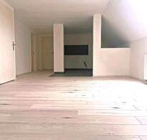 3-Zimmer-Dachgeschosswohnung mit großem Wohnbereich zu vermieten - Nattheim