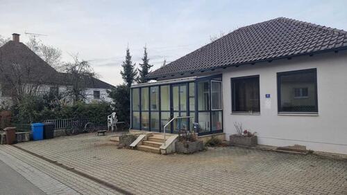 Foto - Patientenfreundlicher Praxishaus in Wildenberg mit komfortabler Parksituation