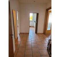 3, 5 Zimmer Erdgeschosswohnung mit Sonnenbalkon zu vermieten - Hattingen