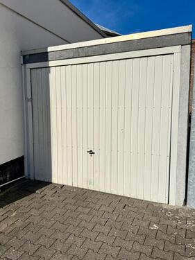 Foto - Garage zu vermieten - 90,00&nbsp;EUR Miete,