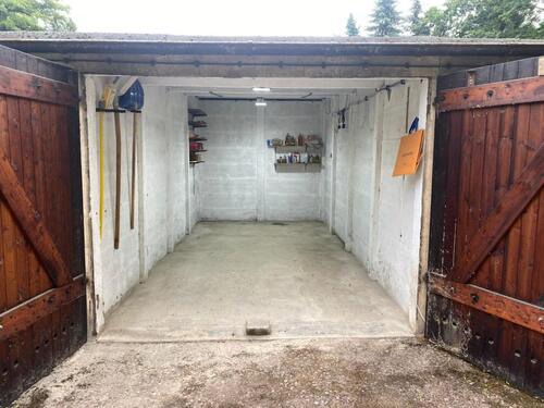 Foto - modernisierte Garage Strom Chemnitz Lager Werkstatt Altendorf