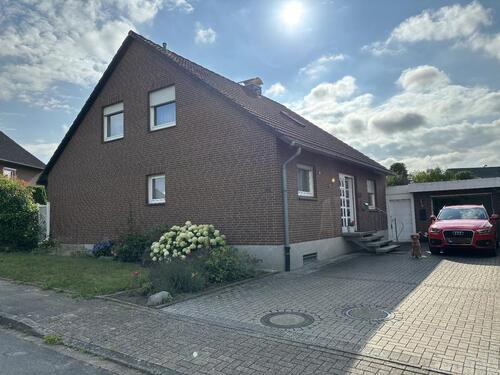 Foto - Ein- oder Zweifamilienhaus in Toplage von Privat