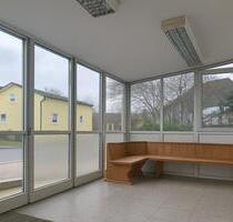 Praxisräume für moderne Tiermedizin in ruhiger Lage mit guter Anbindung in Wildenberg