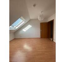 Helles WG-Zimmer in Bruchköbel - 450,00&nbsp;EUR Kaltmiete, ca.&nbsp; 110,00&nbsp;m&sup2; in Bruchköbel (PLZ: 63486)