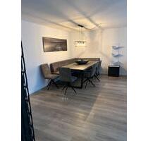 Traumwohnung vollmöbiliert, renoviert & Garage ab 01.04.26 frei - Traunreut Irsing