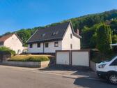 Foto - Exklusives Einfamilienhaus mit reichlich Ausbaupotential