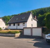 Exklusives Einfamilienhaus mit reichlich Ausbaupotential - Neustadt an der Weinstraße