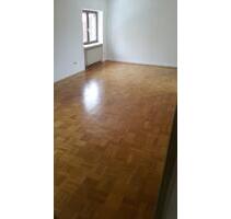 91 m2 Wohnung im 1 OG mit Küche 3 Schlafzimmer - Oberviechtach