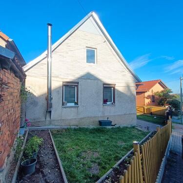 Foto - Freistehendes Haus im Grünen - 47.900,00&nbsp;EUR Kaufpreis, ca.&nbsp; 90,00&nbsp;m&sup2;