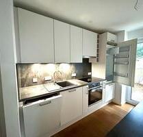 Stilvolle, neuwertige 3-Zimmer-Wohnung mit drei Terrassen - München Schwabing-Freimann