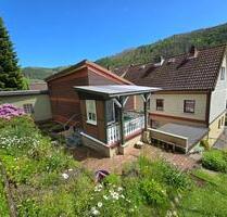 Hübsches Haus mit zwei Einliegerwohnungen und Garage - Bad Lauterberg im Harz