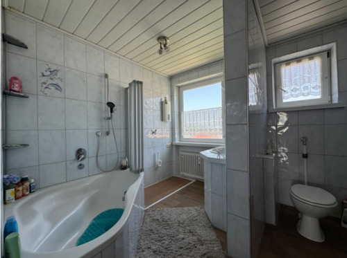 Foto - Uniklinikum WG möglich, neue Möbel bezahlt, größe Balkon und TG