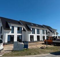Moderne Doppelhaushälften zur Miete in 38542 Leiferde