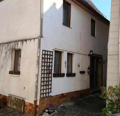 Foto - charmantes Einfamilienhaus mit großem Potenzial in 67823